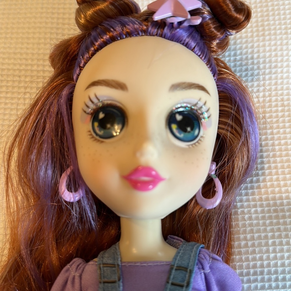 B-Kind Eco Friendly Doll Daisy - Picture 8 of 12